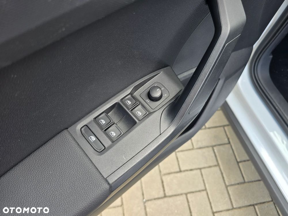 Seat Arona - 23