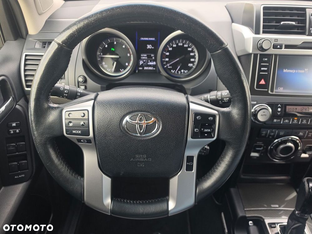 Toyota Land Cruiser - 14