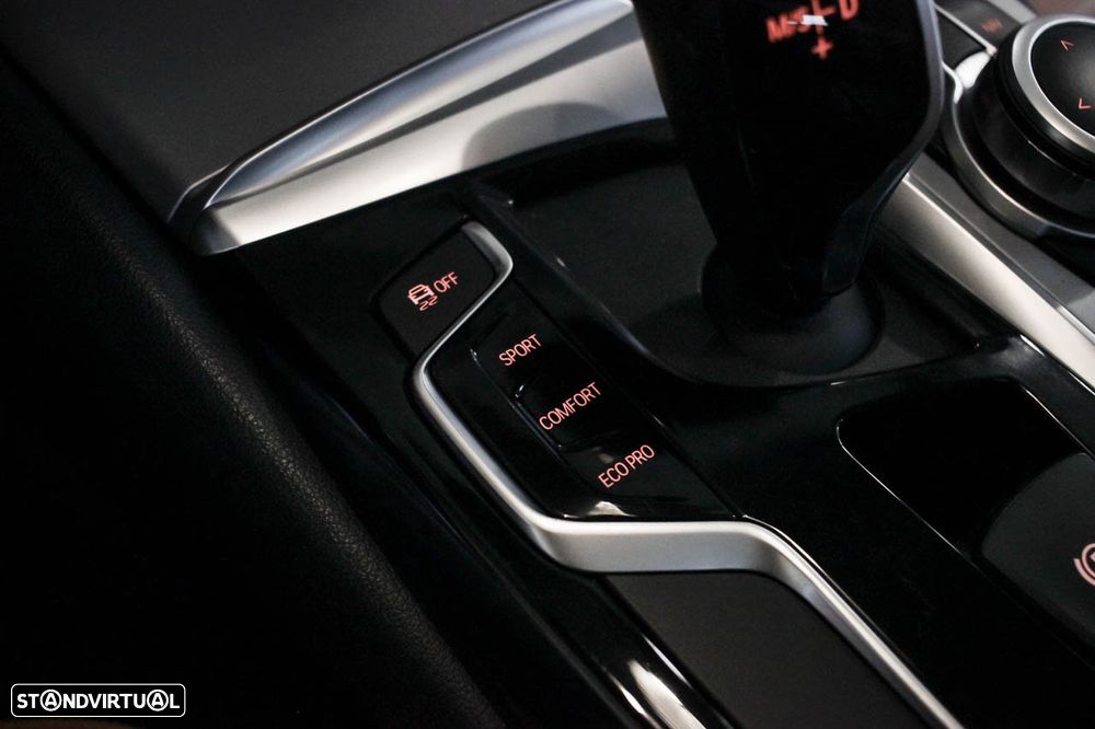 BMW 520 d Line Luxury Auto - 16