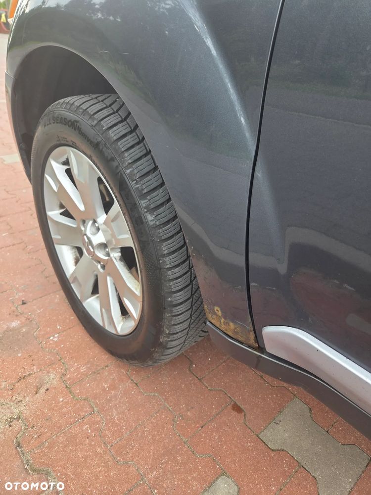 Mitsubishi Outlander 2.0 DID Instyle - 14