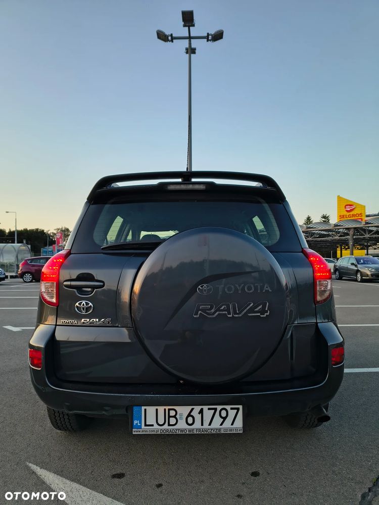 Toyota RAV4 2.2 D-4D Luna - 9