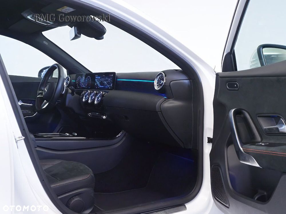 Mercedes-Benz Klasa A 220 4-Matic AMG Line 8G-DCT - 8