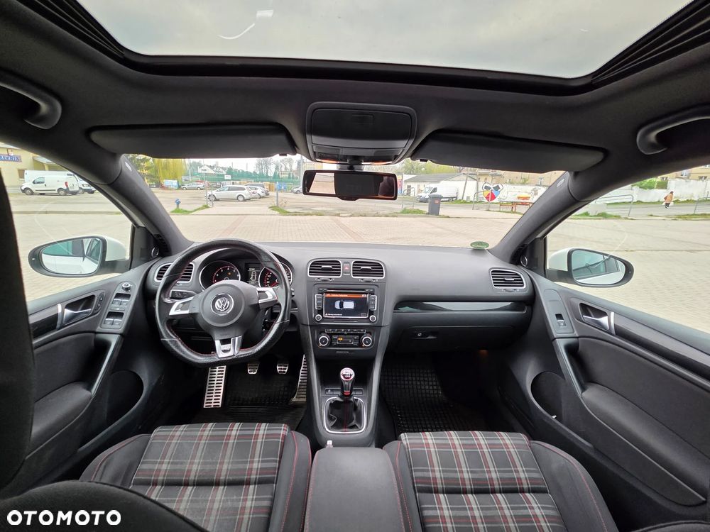 Volkswagen Golf 2.0 GTI Edition 35 - 8