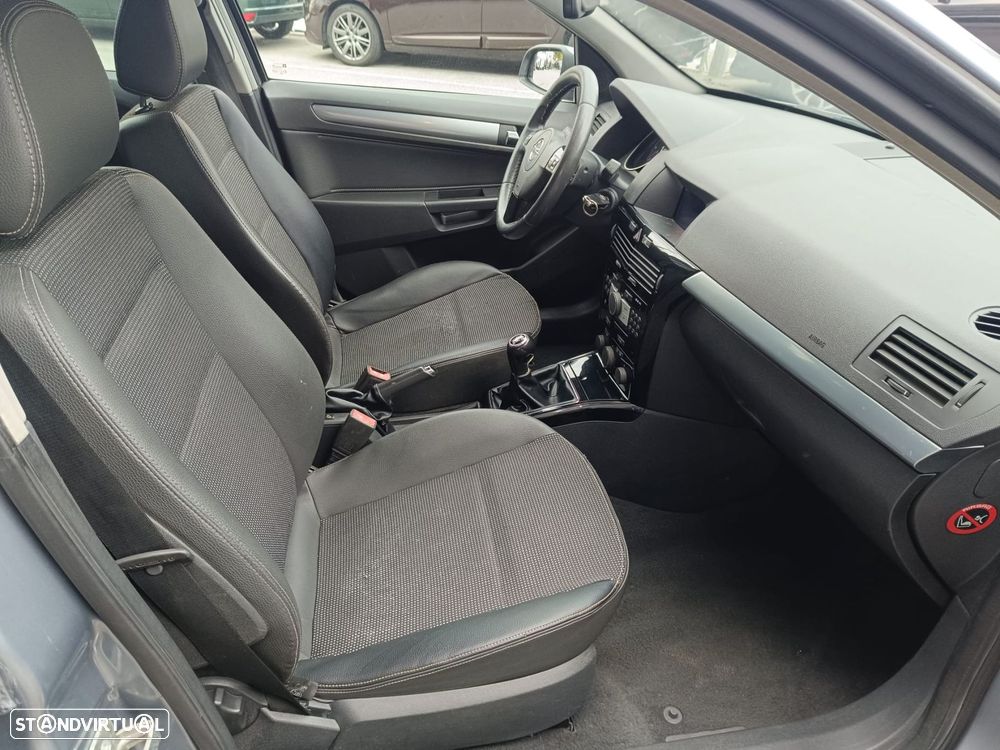 Opel Astra Caravan 1.7 CDTi Cosmo - 11