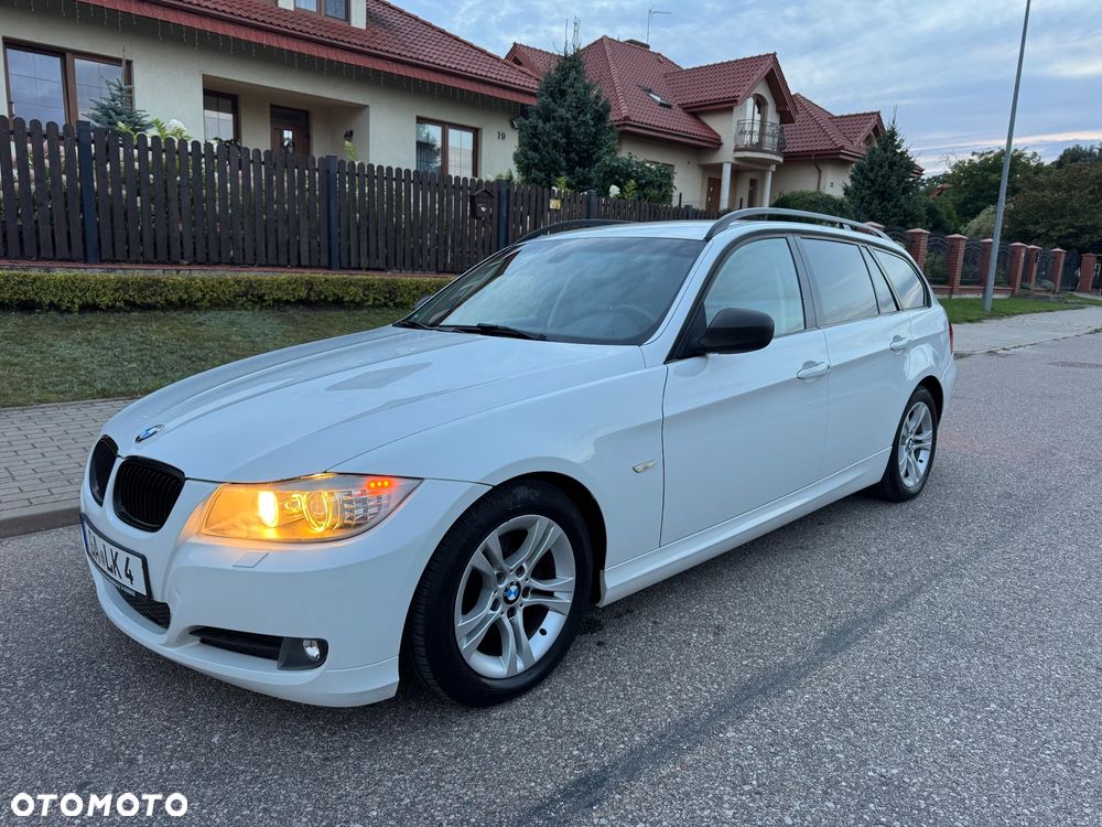 BMW Seria 3 320d DPF - 1