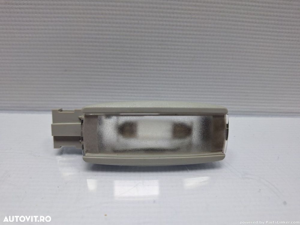 Lampa parasolar VOLKSWAGEN PASSAT Variant (3C5) [ 2005 - 2011 ] TDI (CBDC) 81KW|110HP OEM 1K0947109 - 1