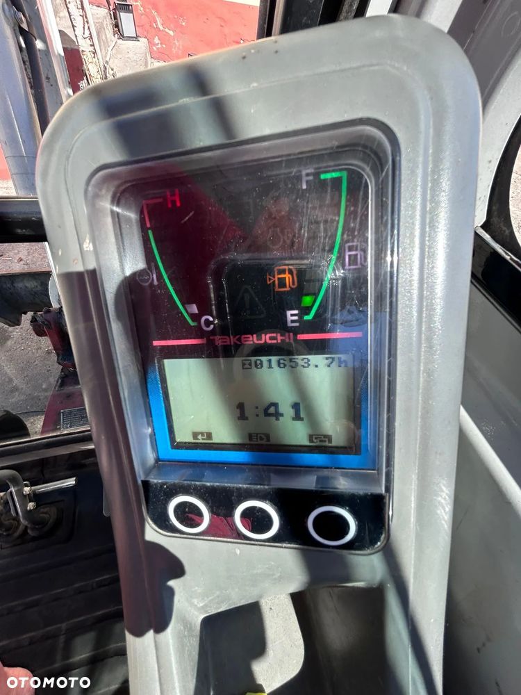 Takeuchi TB216 - 10