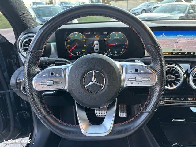 Mercedes-Benz A 180 Limousine d AMG Line Aut. - 24