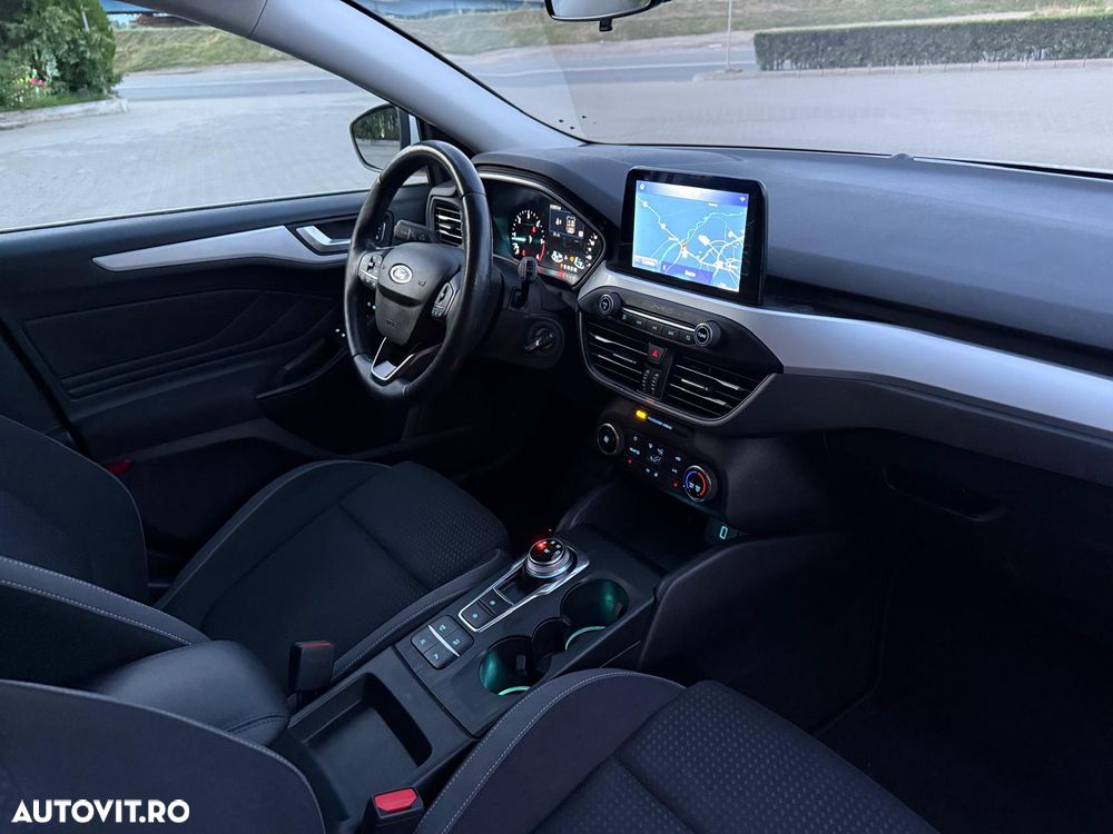 Ford Focus - 13
