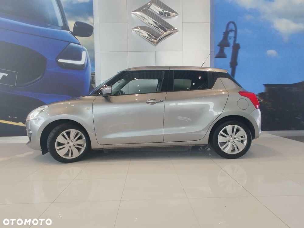 Suzuki Swift 1.2 Premium Plus - 12