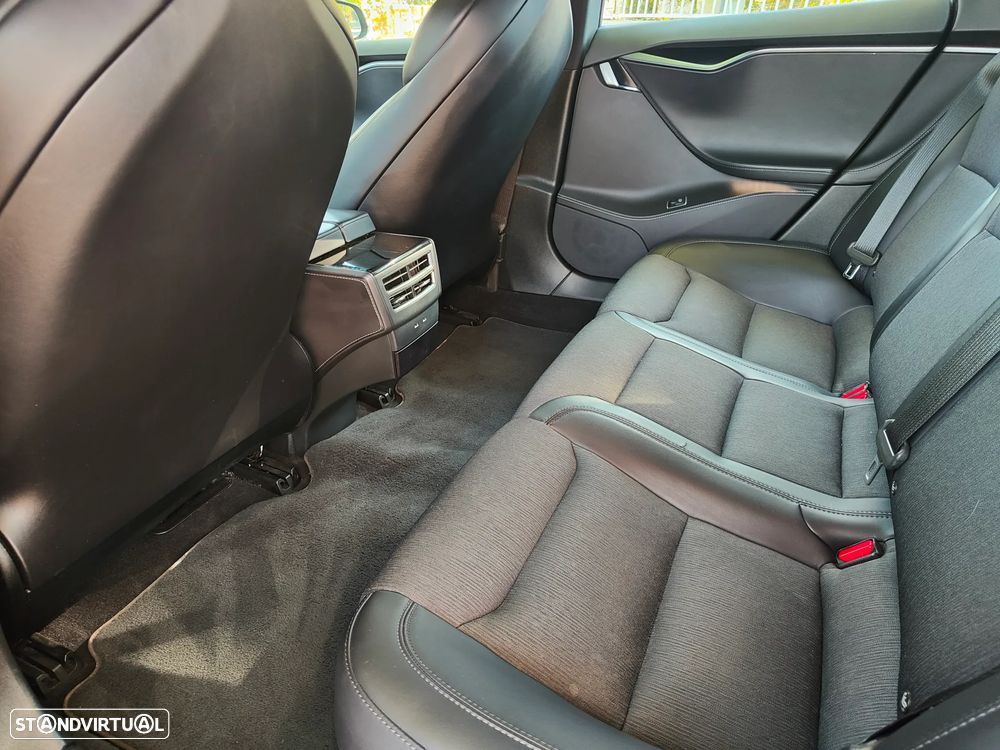 Tesla Model S Long Range AWD - 10