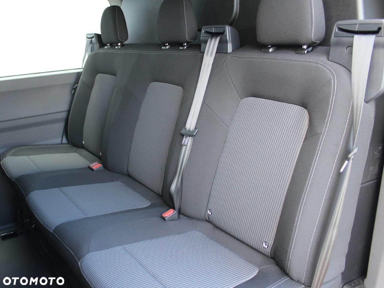 Volkswagen Transporter Plus 2.0 TDI Manual - 22