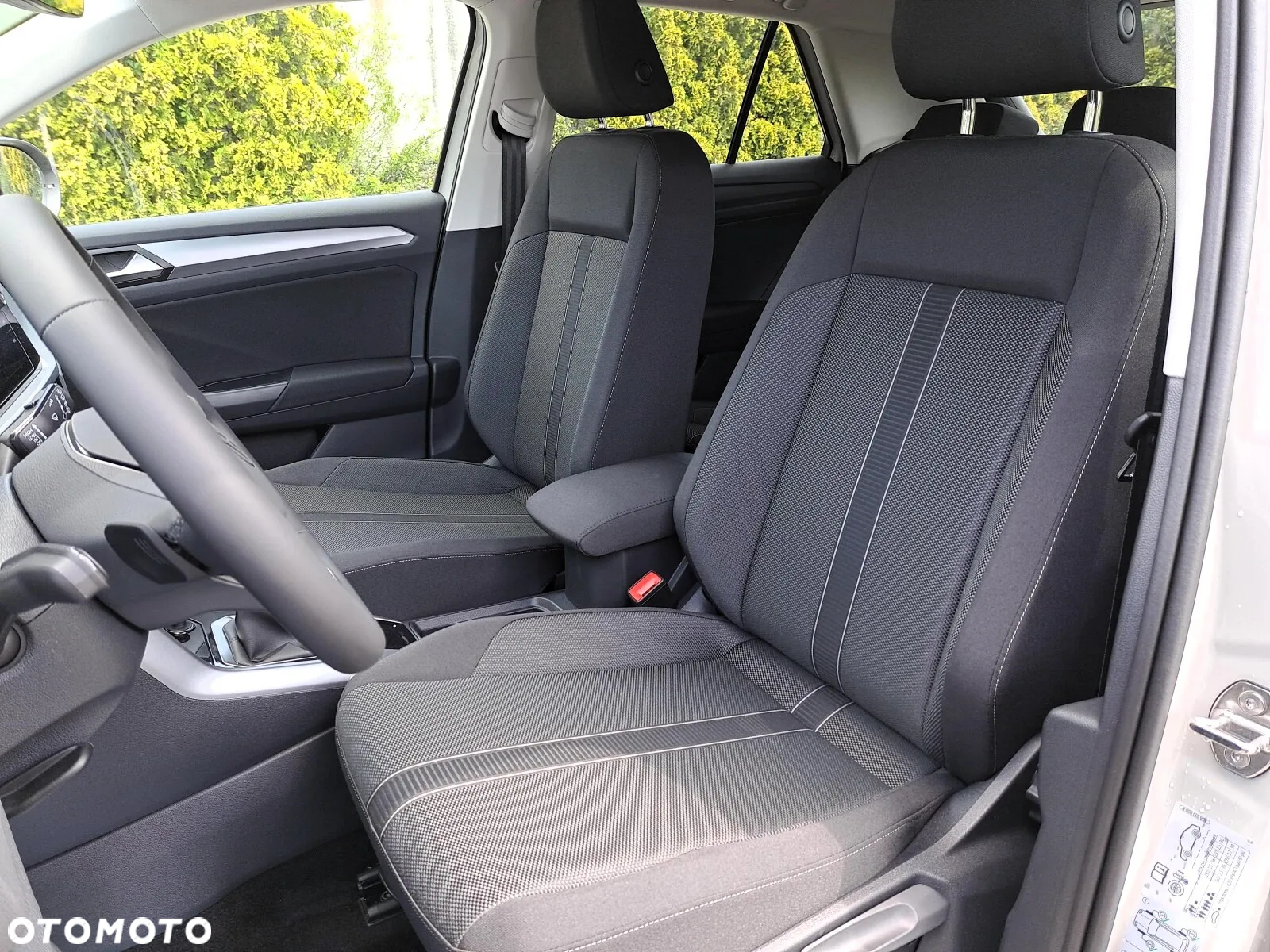 Volkswagen T-Roc 1.5 TSI Life Plus DSG - 11