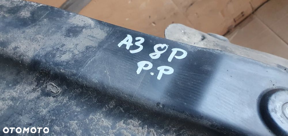 Nadkole prawy przód przednie prawe Audi A3 8P 8P0821172C - 7