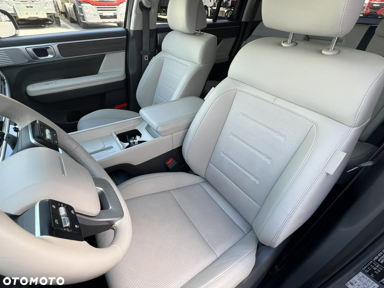 Hyundai Santa Fe - 10