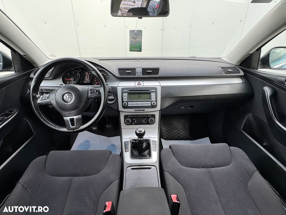 Volkswagen Passat Variant 1.6 TDI BlueMotion - 5