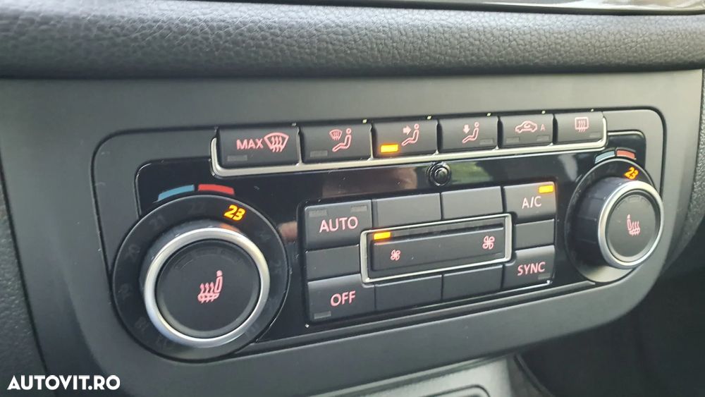 Volkswagen Tiguan 2.0 TDI 4Motion DSG Track & Field - 22