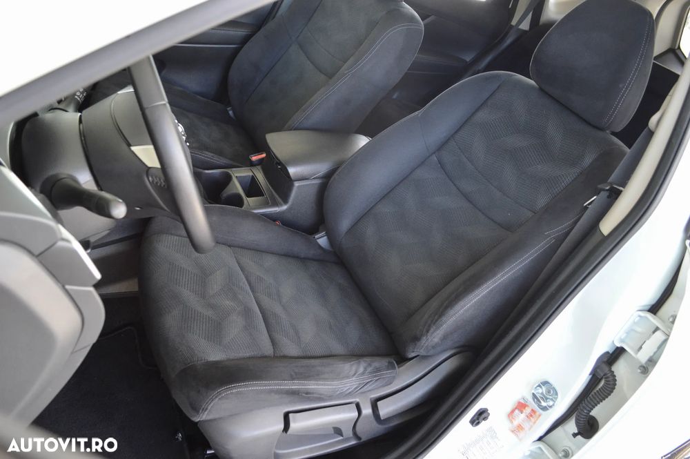 Nissan X-Trail 2.0 dCi Xtronic N-Connecta - 10