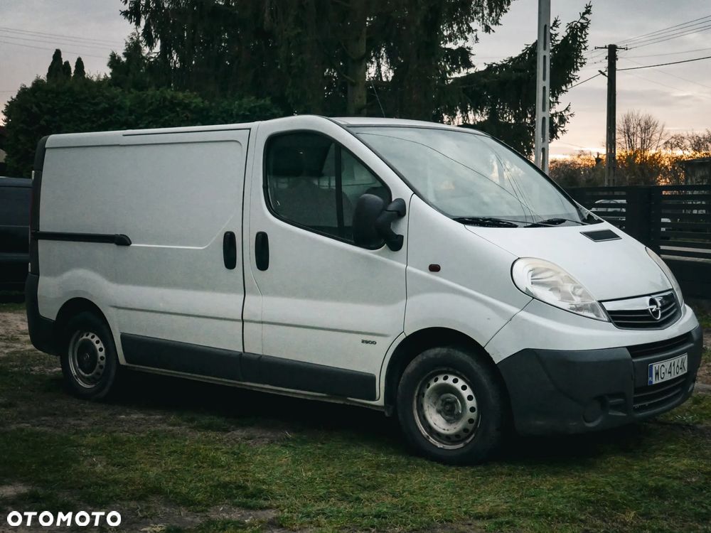 Opel VIVARO - 1