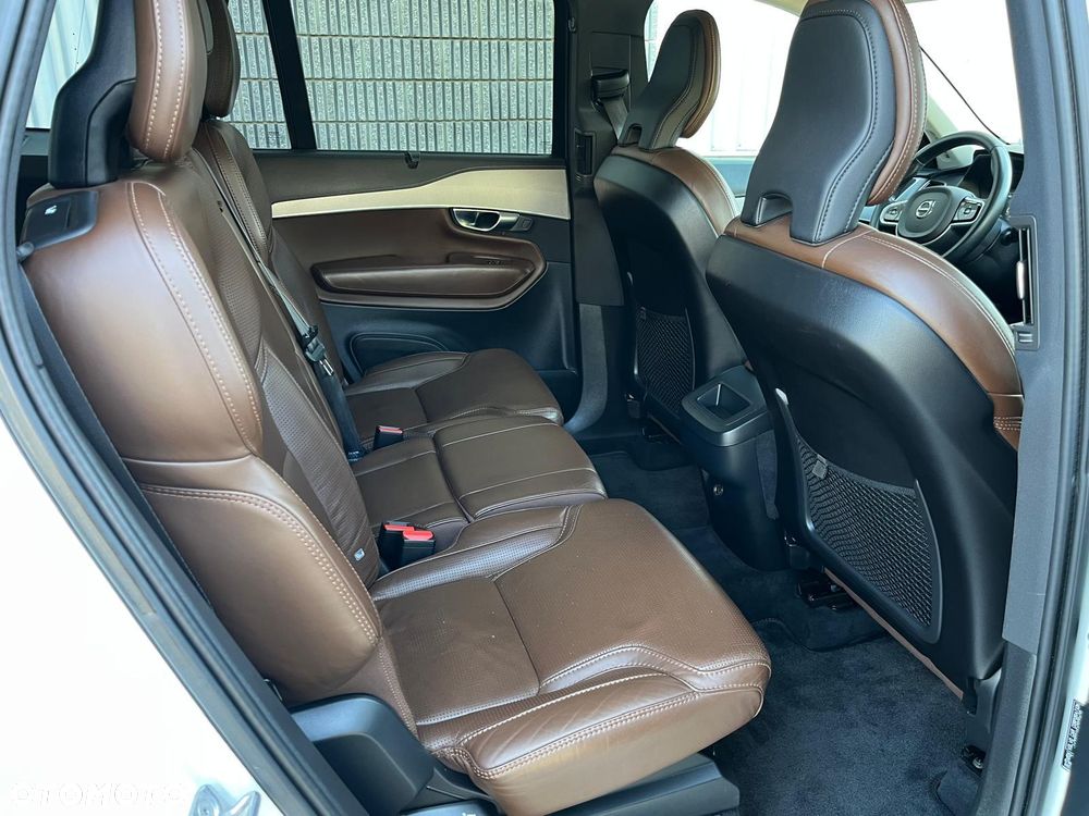 Volvo XC 90 D5 SCR AWD Inscription 7os - 15