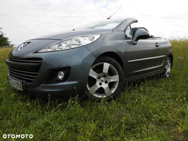 Peugeot 207 CC - 11