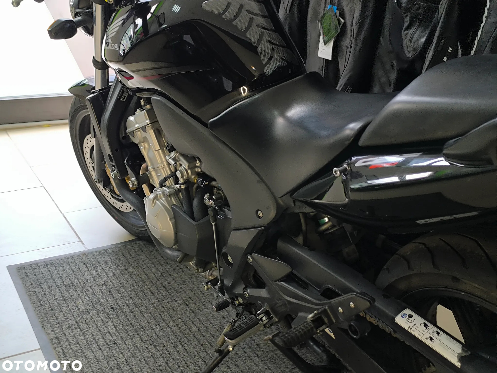 Honda CBF - 26