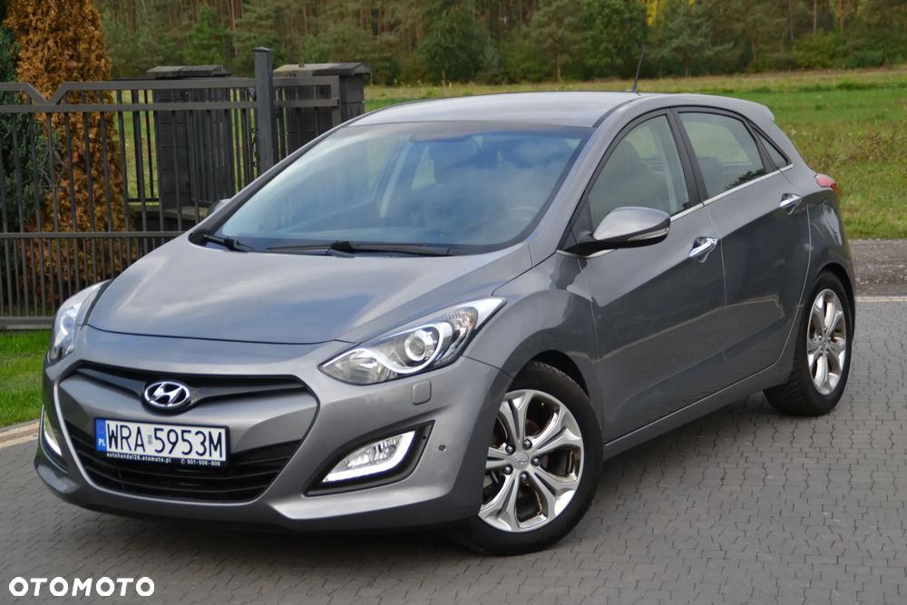 Hyundai i30 i30cw 1.6 Fifa World Cup Edition - 4
