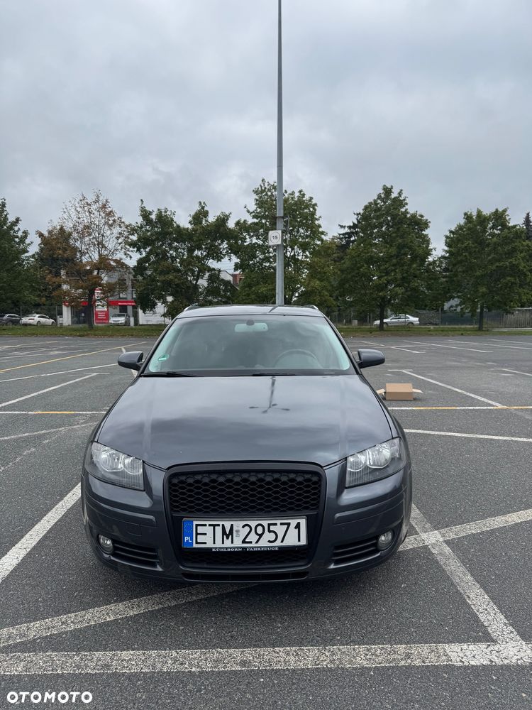 Audi A3 Sportback 2.0 TDI DPF quattro Ambition - 2