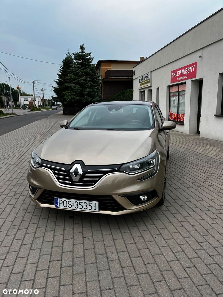 Renault Megane ENERGY TCe 165 EDC BOSE EDITION - 10