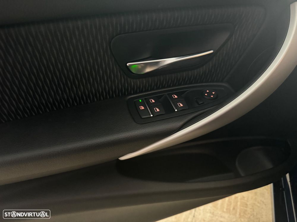 BMW 318 d Advantage Auto - 17