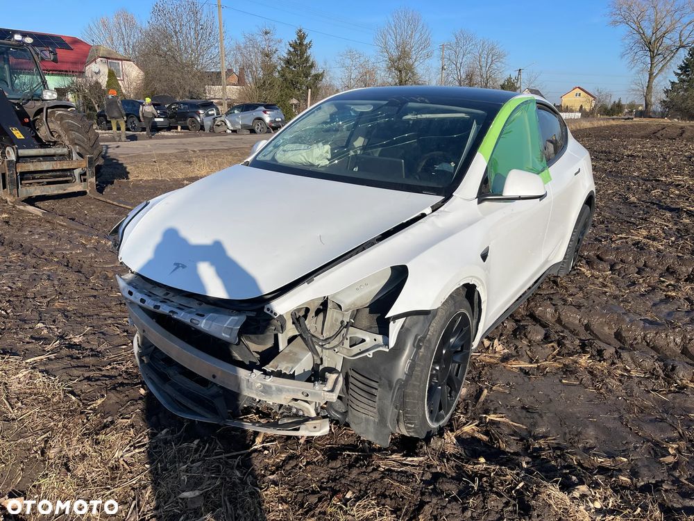 Tesla Model Y Standard - 22