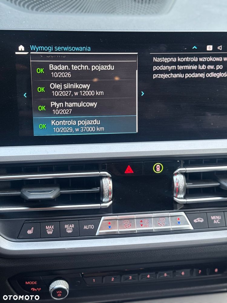 BMW Seria 3 330e M Sport sport - 34