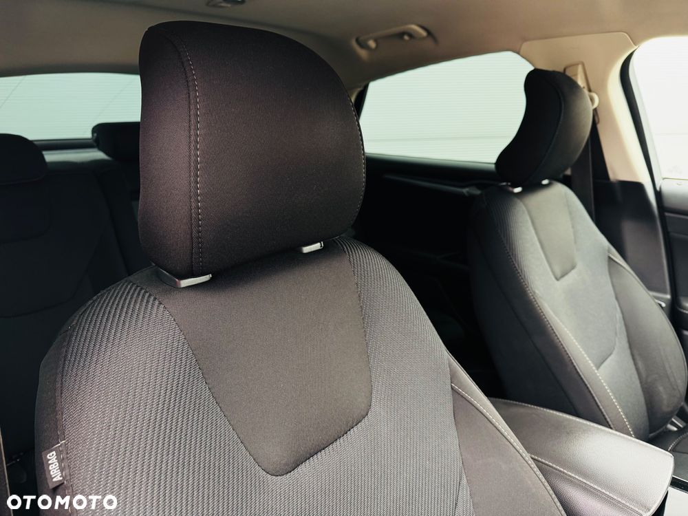 Ford Mondeo 2.0 TDCi Titanium PowerShift - 38