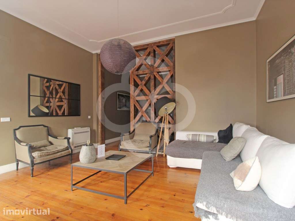 Majestoso apartamento T2 totalmente mobilado e equipado zona da Bai... - Grande imagem: 5/18