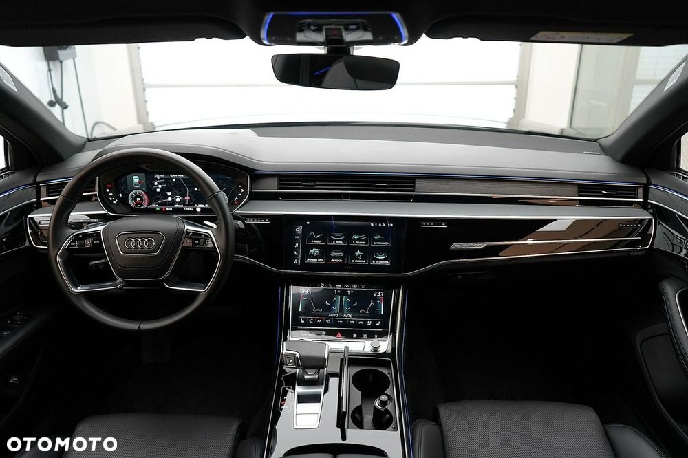 Audi A8 - 26