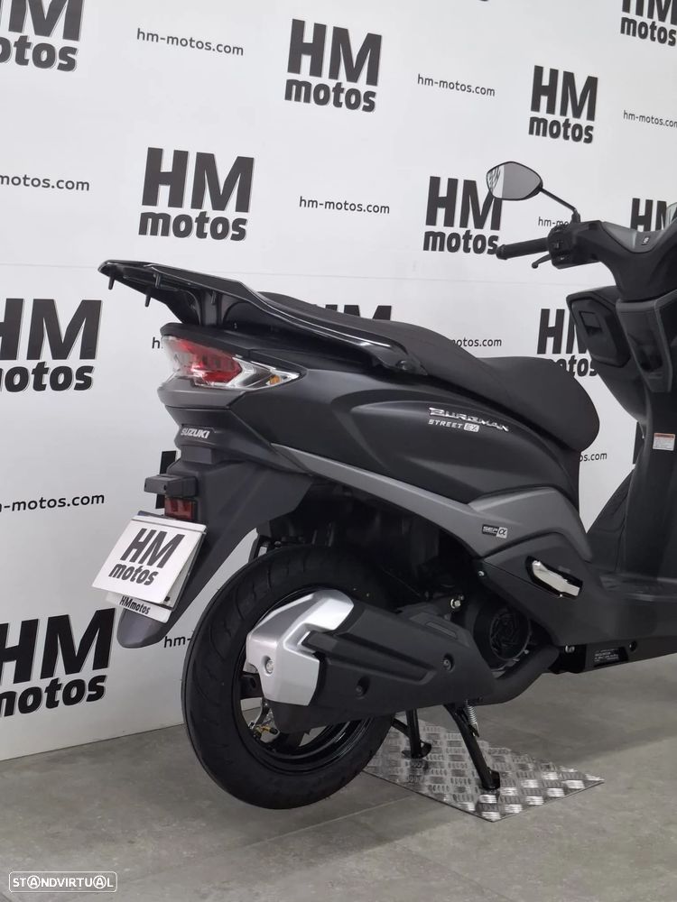 Suzuki Burgman 125 STREET - 12