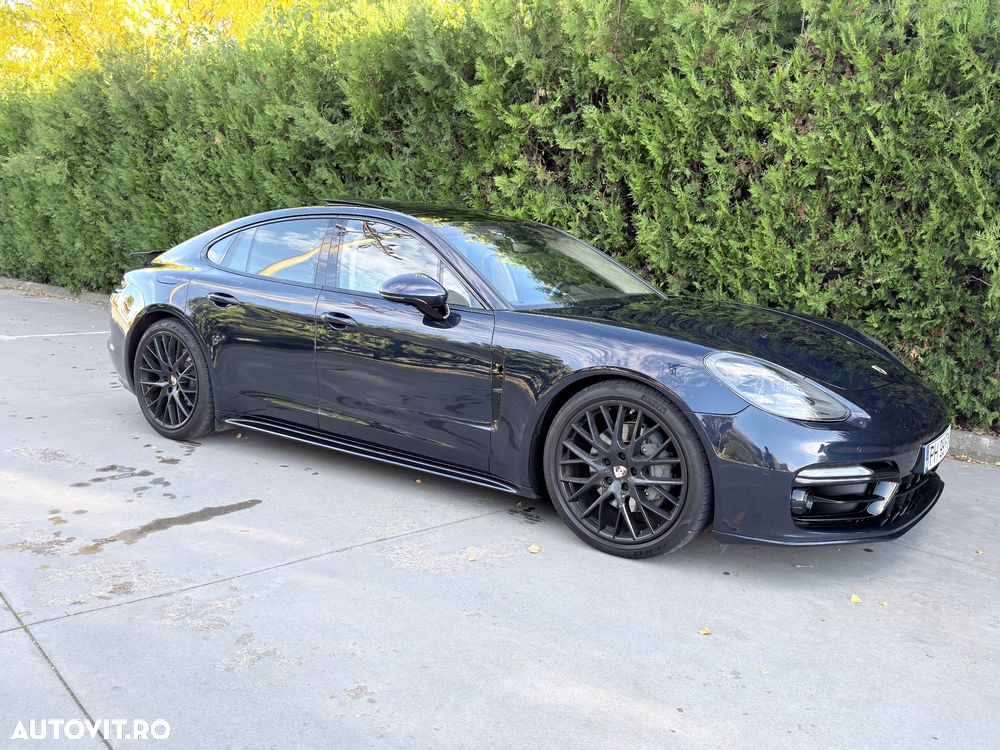 Porsche Panamera 4S Executive - 12
