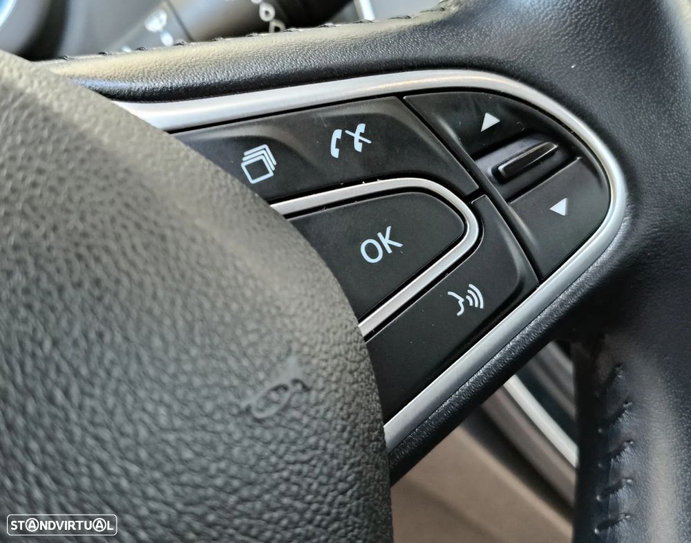 Renault Grand Scénic 1.5 dCi Intens Hybrid Assist SS - 17