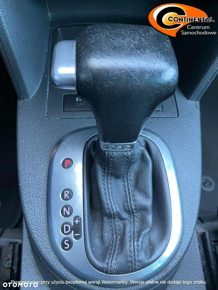 Volkswagen Touran - 9