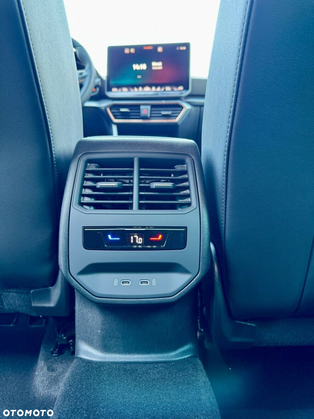 Cupra Formentor 1.5 eTSI mHEV DSG - 16