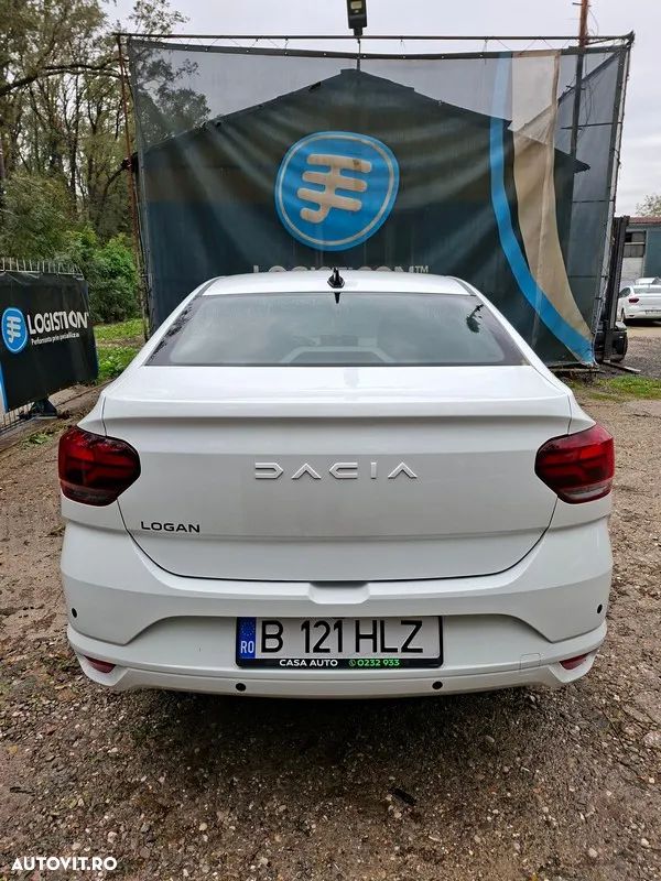 Dacia Logan TCe 90 Essential - 3