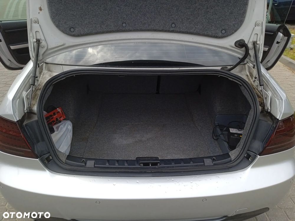 BMW Seria 3 320d DPF Edition Exclusive - 33