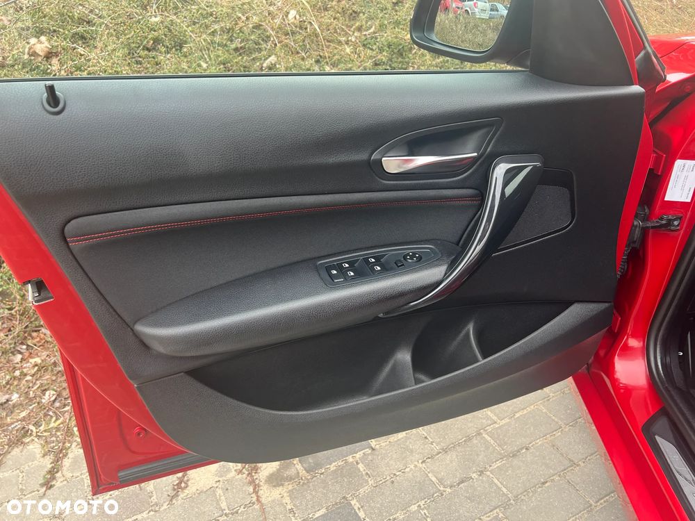 BMW Seria 1 116i Sport Line - 23