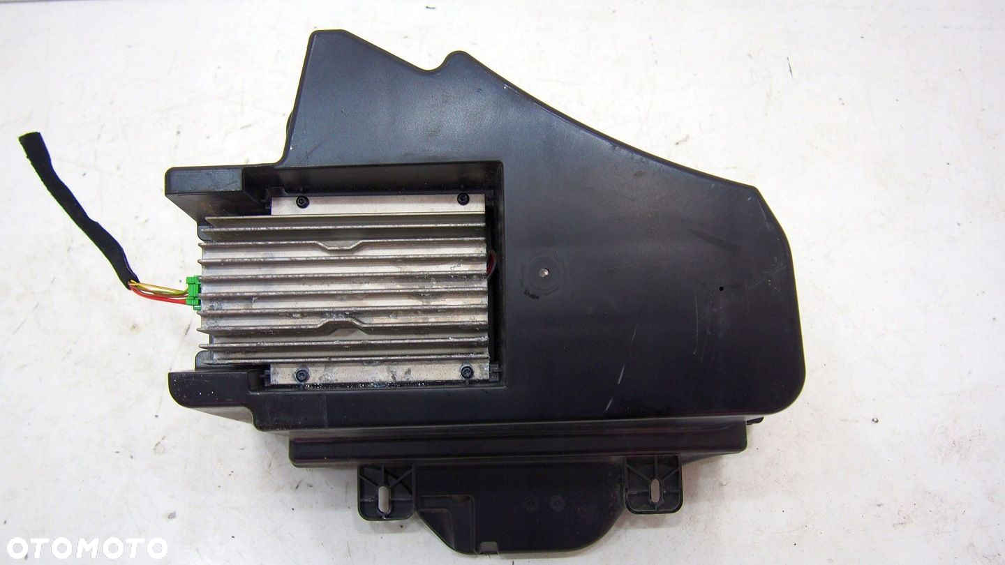 WZMACNIACZ SUBWOOFER GŁOŚNIKI HARMAN / KORMAN RANGE ROVER III L322 05-09r - 15