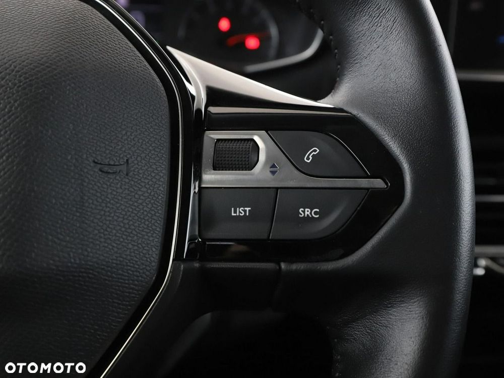 Peugeot 2008 PureTech 100 Style - 30