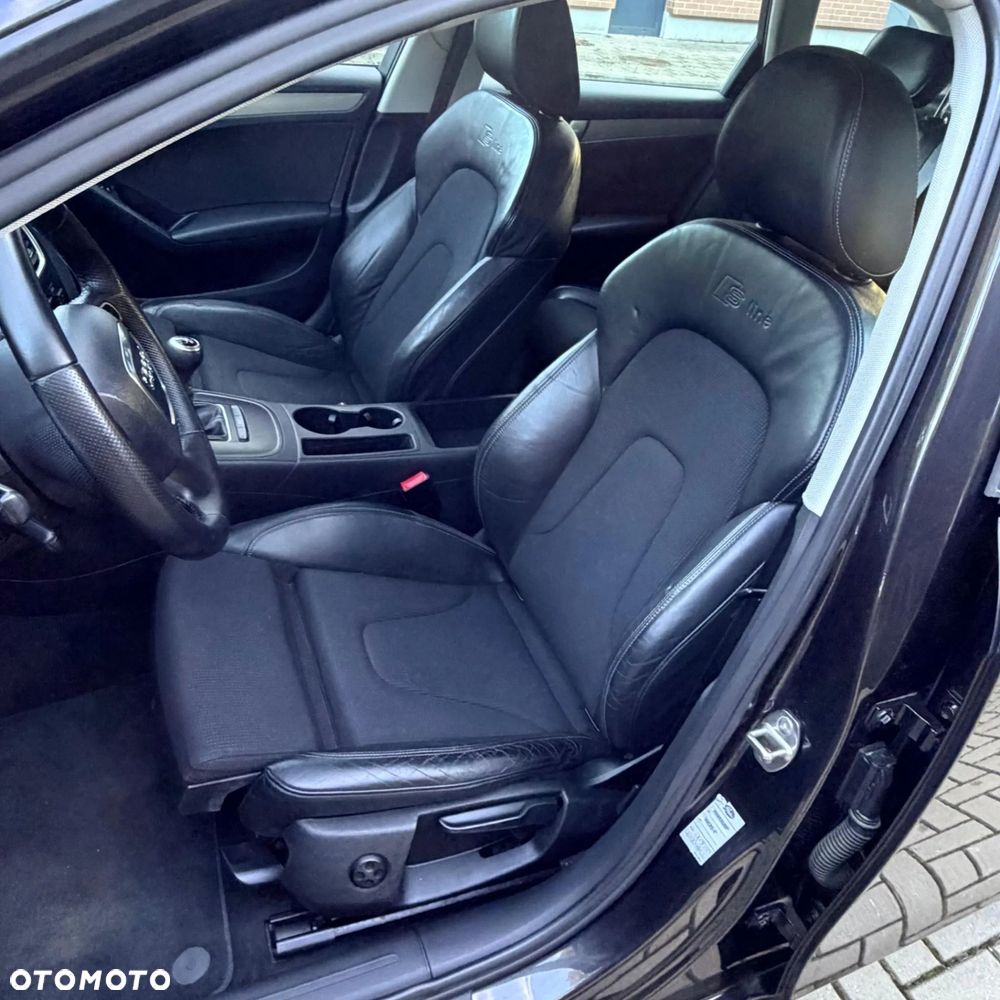 Audi A4 Avant 2.0 TDI DPF quattro S line Sportpaket (plus) - 12