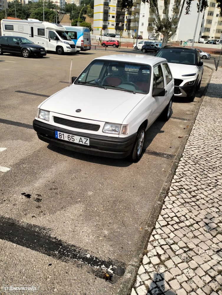 Opel Corsa - 1