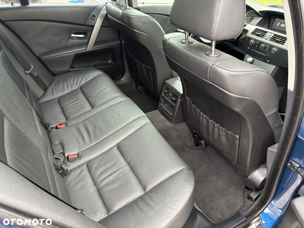 BMW Seria 5 525i - 7