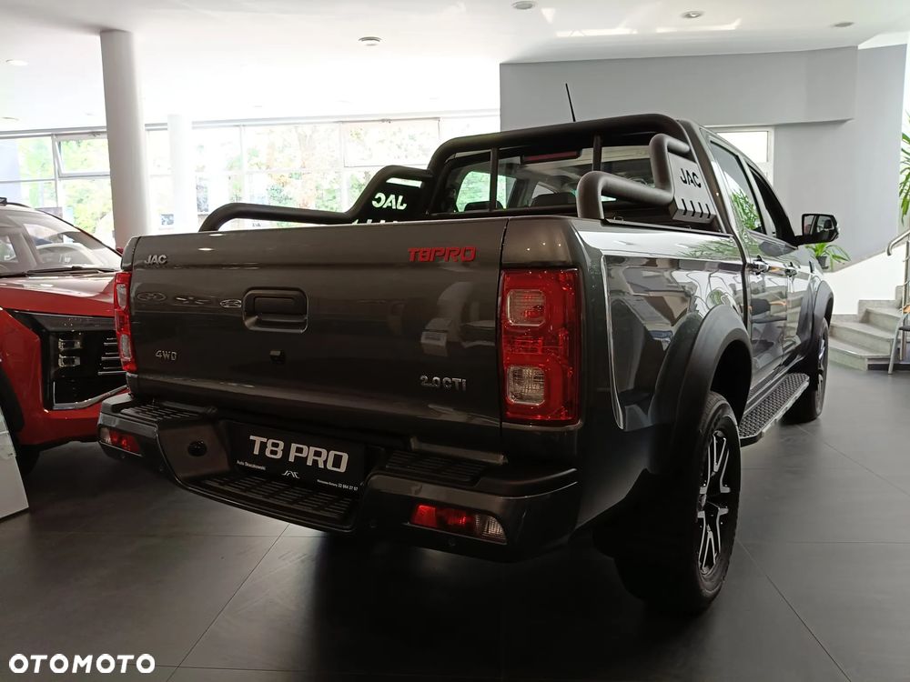 JAC T8 PRO - 8