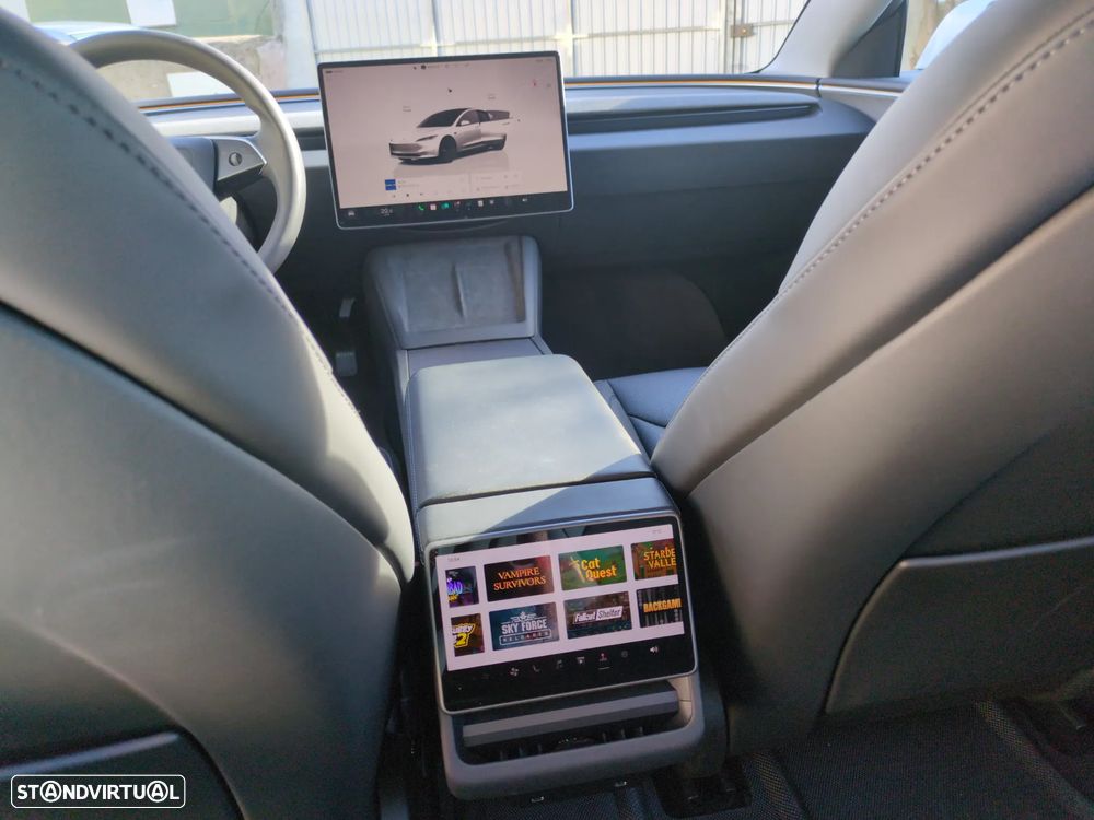 Tesla Model 3 Tração Traseira Standard - 16